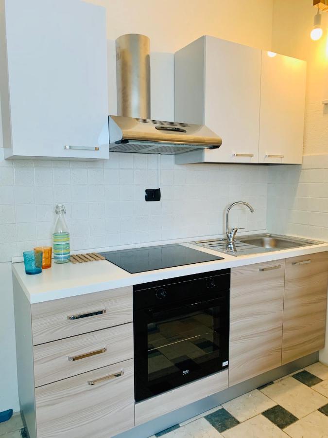 Villa Zanina Sonia Apartment بسكييرا ديل غاردا المظهر الخارجي الصورة