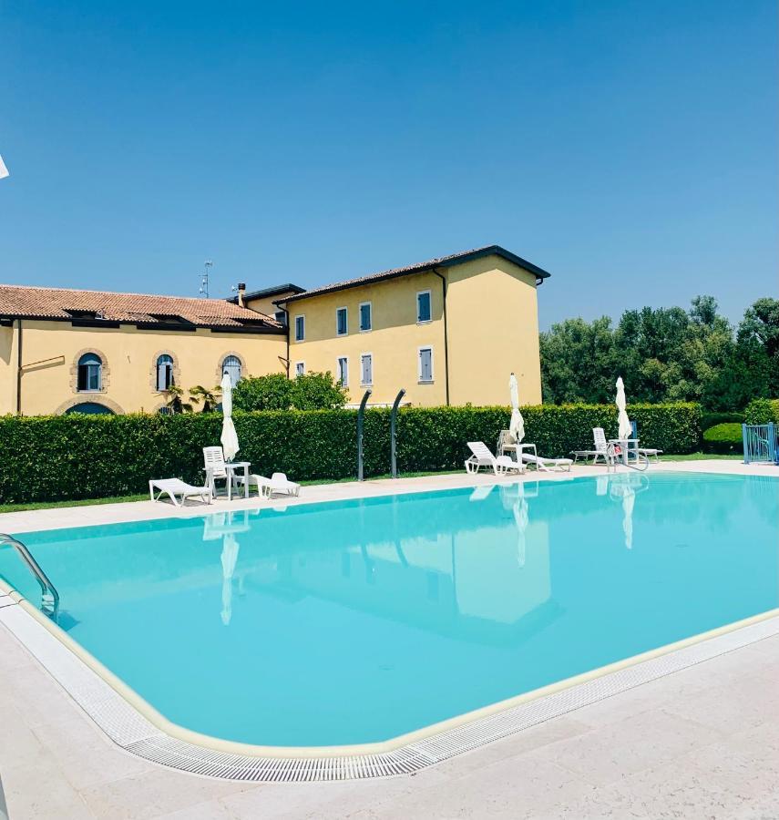 Villa Zanina Sonia Apartment بسكييرا ديل غاردا المظهر الخارجي الصورة